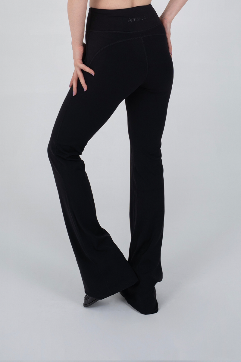 Aguila FitFlare Pant Black