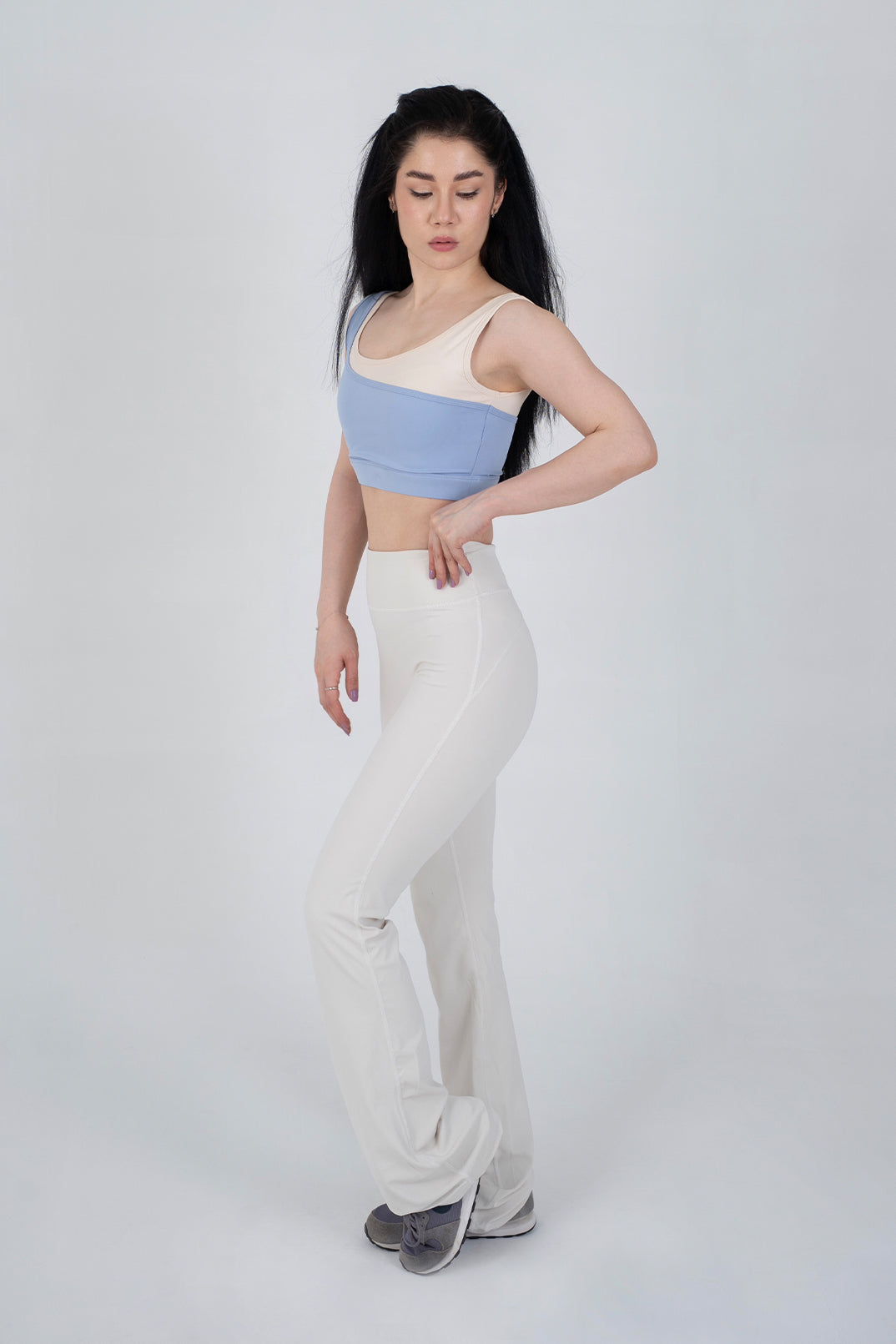 AGUILA Asymmetric Sports Bra Light Blue