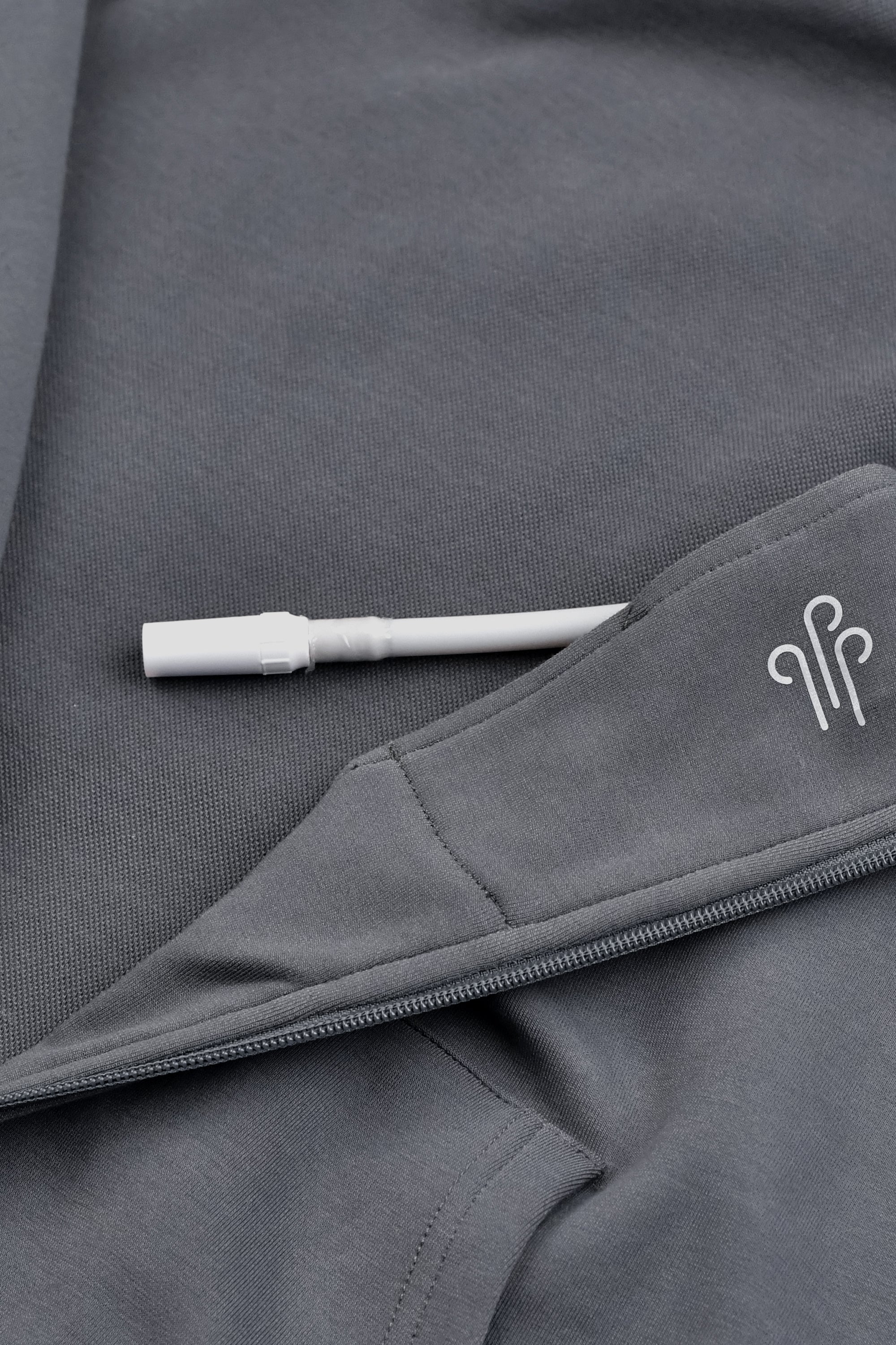 AGUILA TRAVEL AIR BAG HOODIE DARK GREY