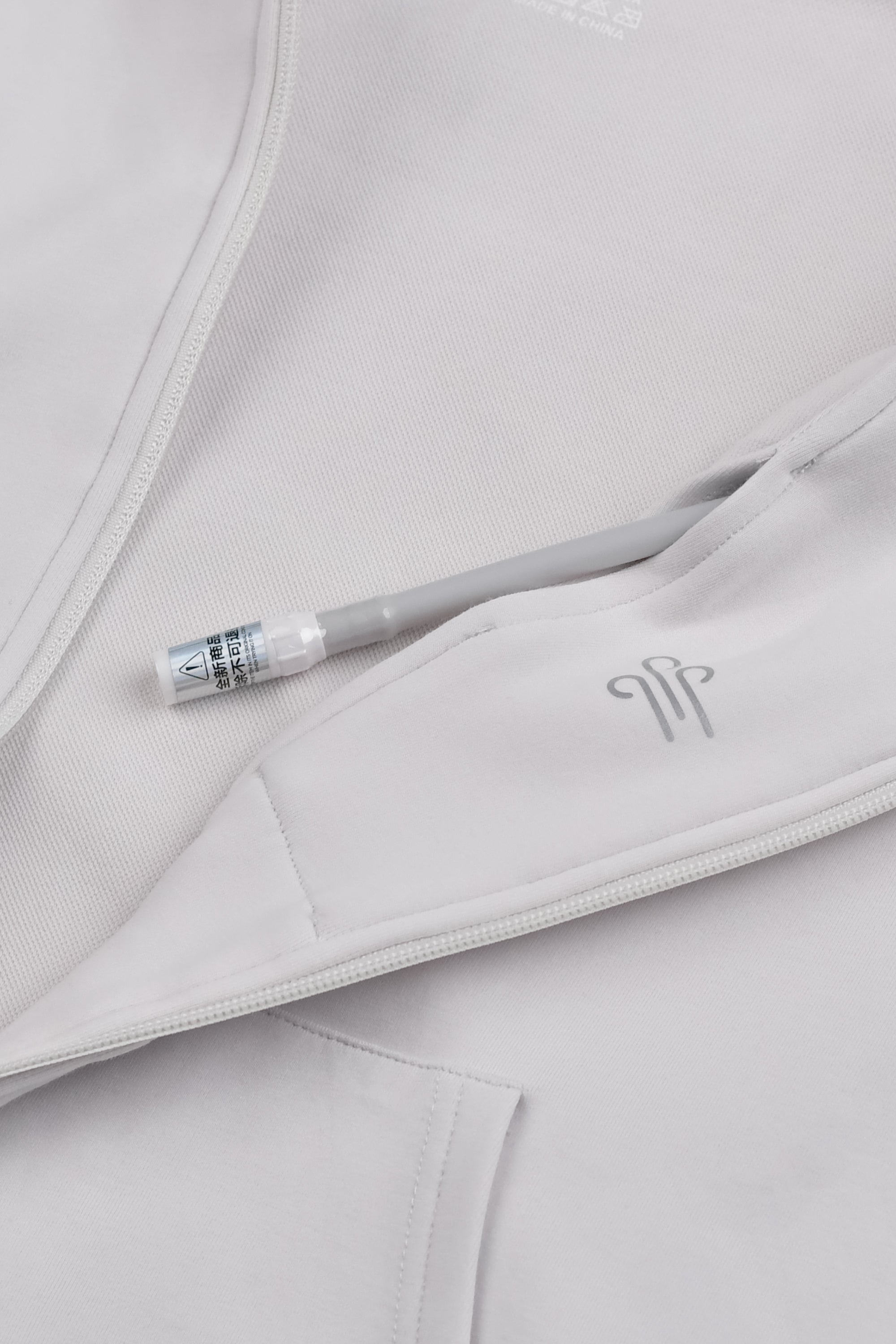 AGUILA TRAVEL AIR BAG HOODIE LIGHT GREY