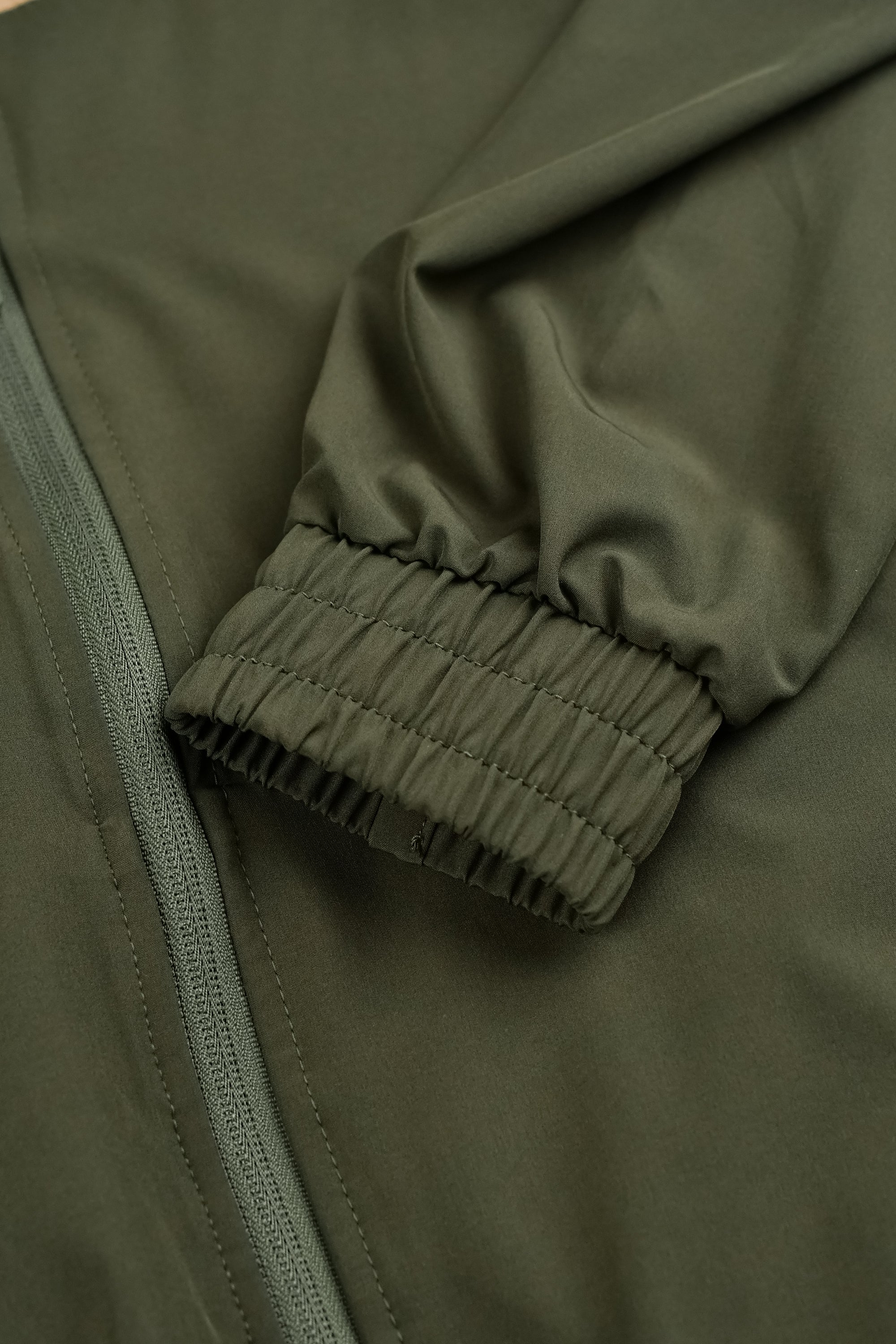 AGUILA SHIELD TRACKSUIT-JACKET OLIVE
