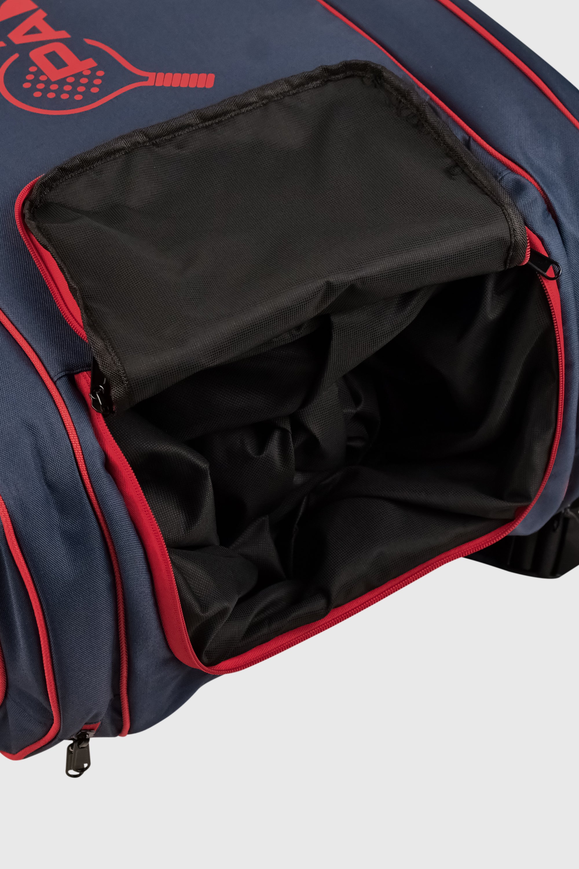 PRO-TOUR DUFFLE BAG NAVY