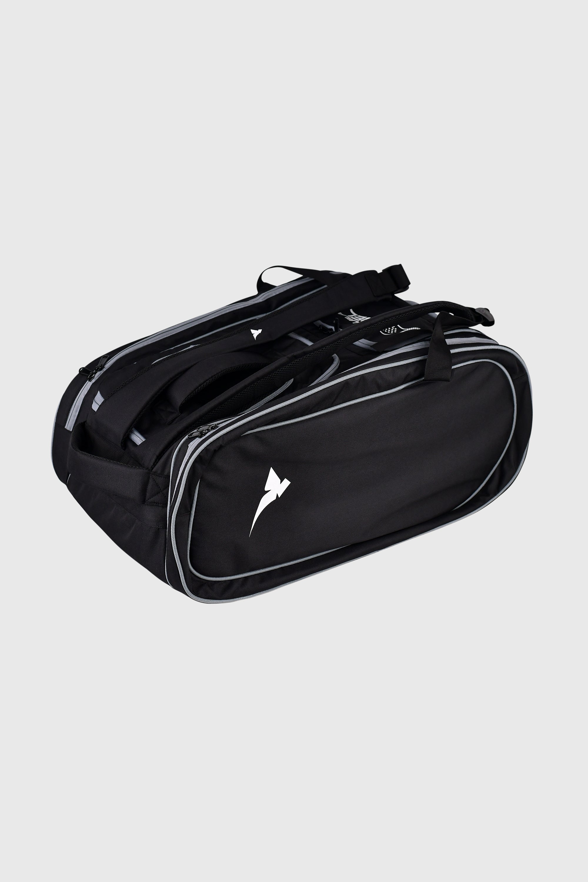 PRO-TOUR DUFFLE BAG BLACK
