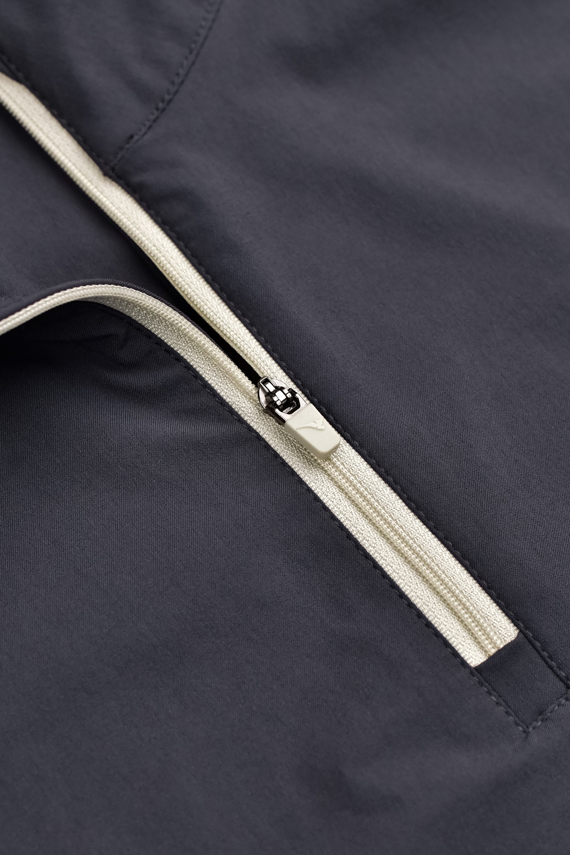 AD SWING MIDLAYER CHARCOAL/  BEIGE