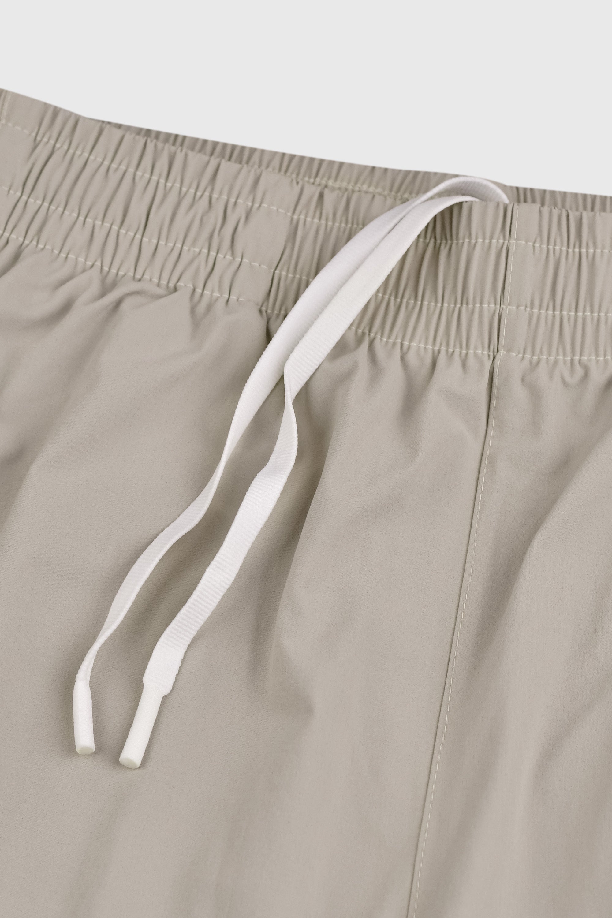 CASUAL SHORT MOCHA BEIGE