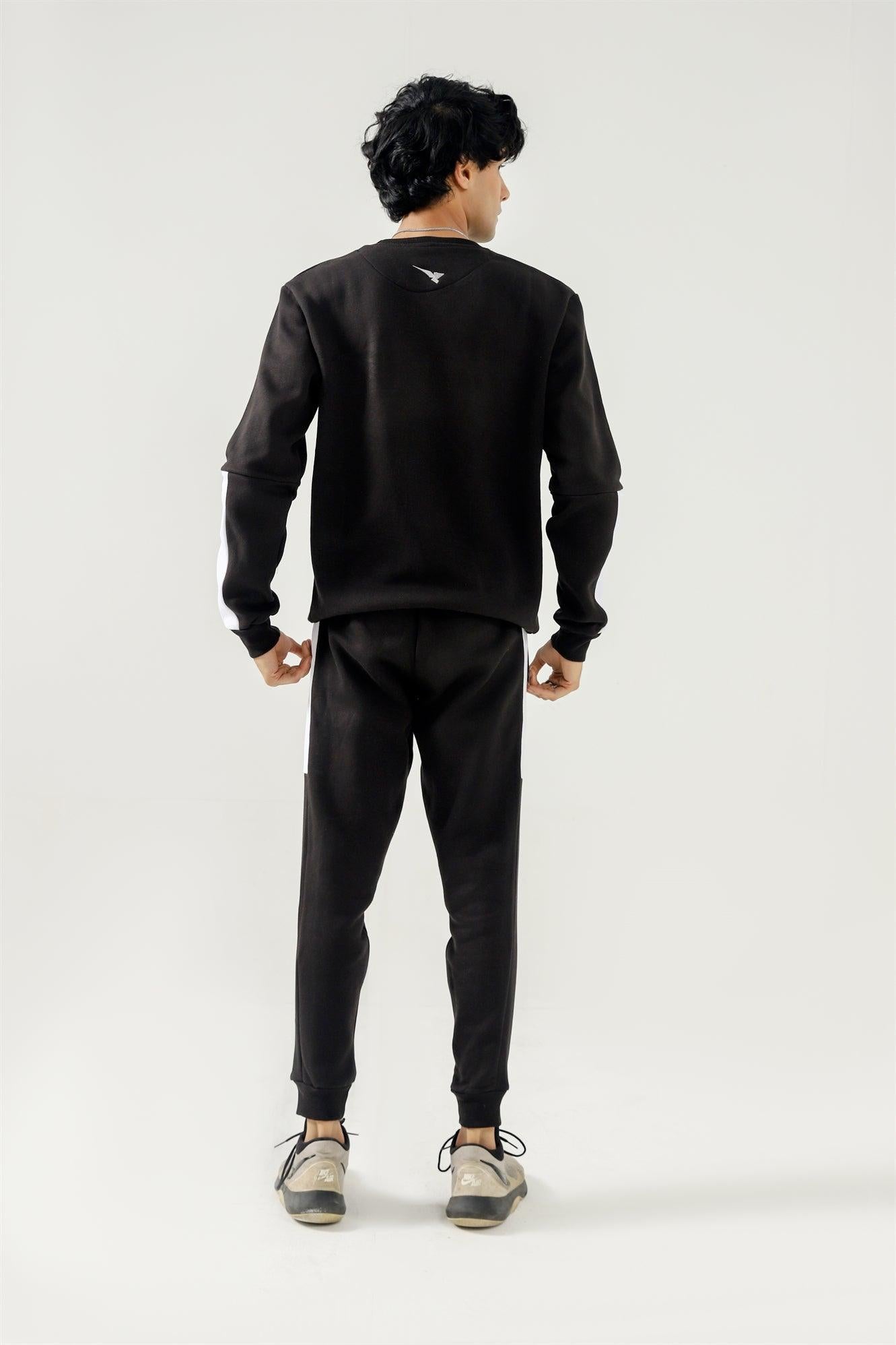Black Sweat Shirt - aguilaactivewear